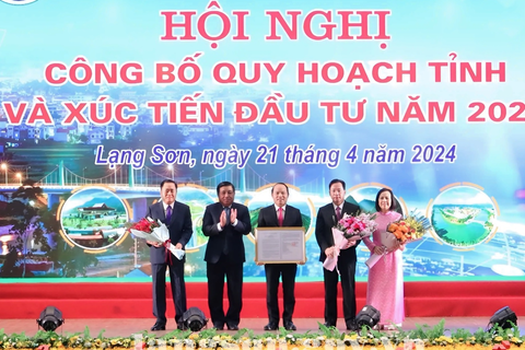 Một số hình ảnh Thủ tướng Chính phủ Phạm Minh Chính dự Hội nghị công bố Quy hoạch tỉnh và Xúc tiến đầu tư tỉnh Lạng Sơn năm 2024
